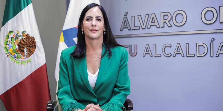 La alcaldesa de ÁO, Lía Limón, sonríe durante la entrevista concedida a este medio.