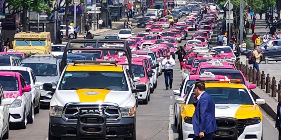 Los taxistas se concentraron en 11 puntos diferentes de la CDMX.