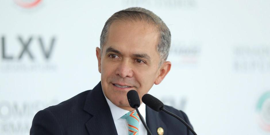 Miguel Ángel Mancera, aspirante a la candidatura presidencial del Frente Amplio por México.