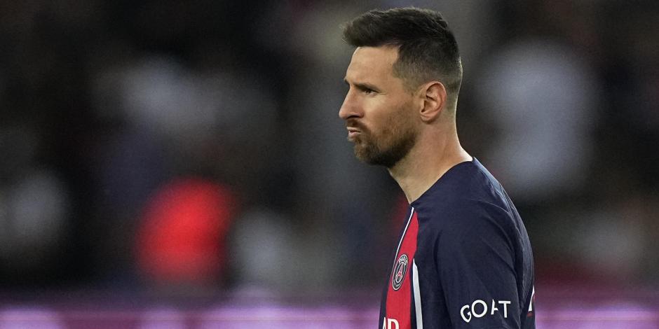 Lionel Messi hace una mueca durante el partido entre el París Saint-Germain y el Clermont. Fue su último duelo con el PSG.
