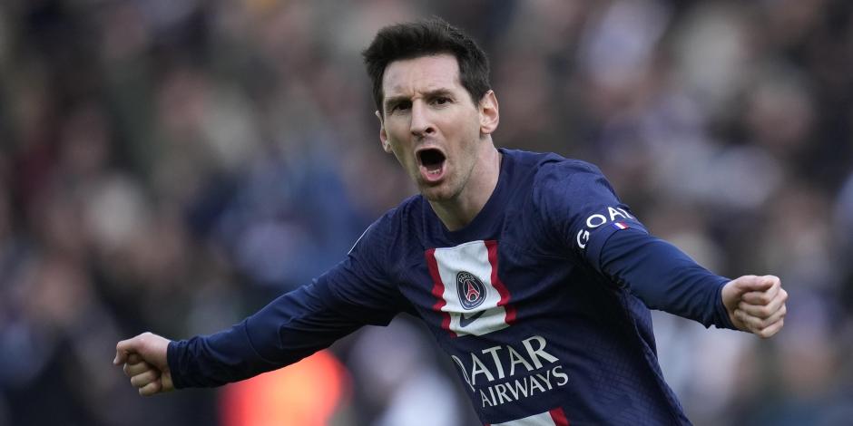 Lionel Messi festeja festeja un gol con el PSG en febrero de este año.
