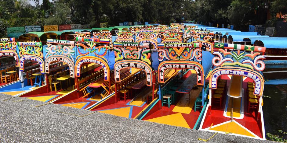 Trajineras en Xochimilco, aumenta el precio de su renta por hora.