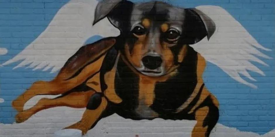 Un artista urbano diseñó un mural en homenaje al perrito 'Scooby'.