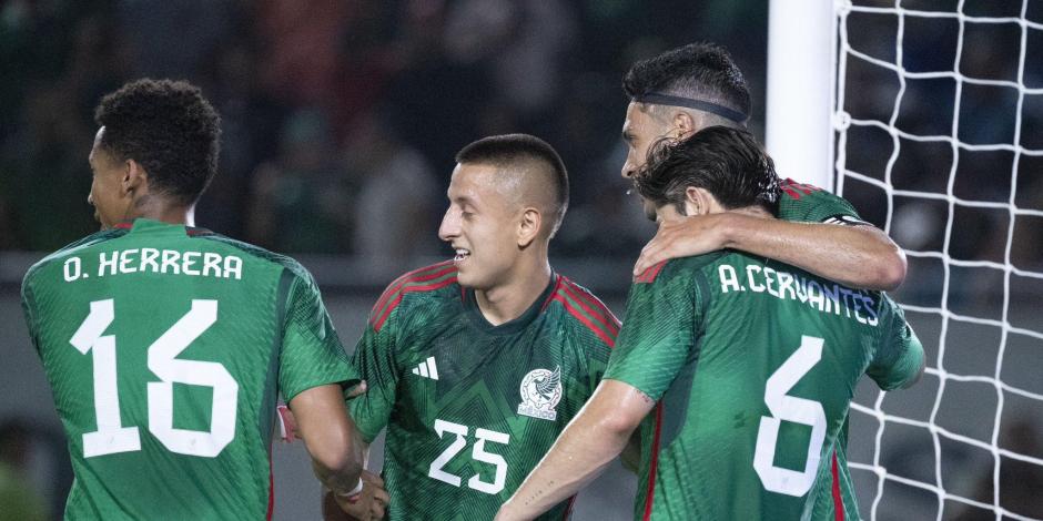 Jugadores de la Selección Mexicana en el partido ante Guatemala en Mazatlán
