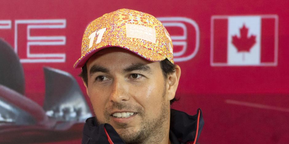 Checo Pérez F1 en una conferencia de prensa en el Gran Premio de Canadá de F1