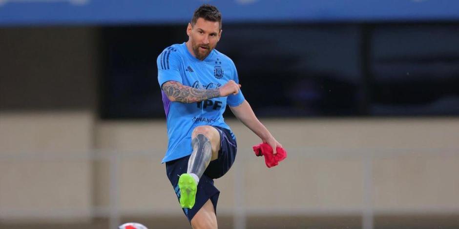 Lionel Messi en un entrenamiento con la Selección Argentina