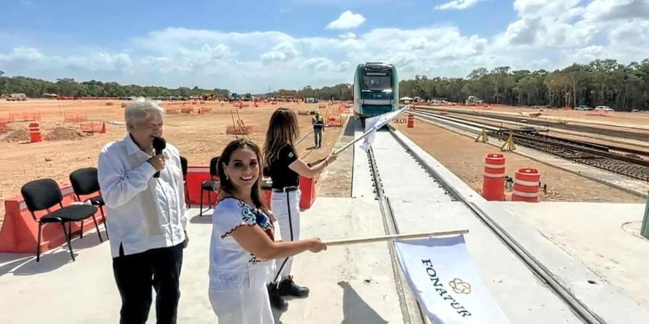Junto con Presidente de México, Mara Lezama da banderazo para recibir vagón del Tren Maya