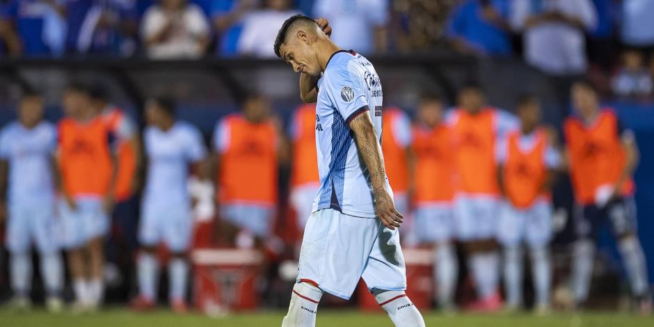 Uriel Antuna de Cruz Azul tras fallar su penalti en el partido ante Charlotte FC en los dieciseisavos de final de la Leagues Cup 2023