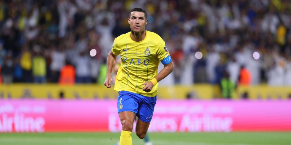 Cristiano Ronaldo festeja un gol con el Al-Nassr en el Campeonato de Clubes Árabes.