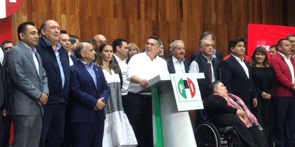 Alito Moreno destaca cualidades de Beatriz Paredes; anunció a la candidata presidencial del Frente Amplio por México. 