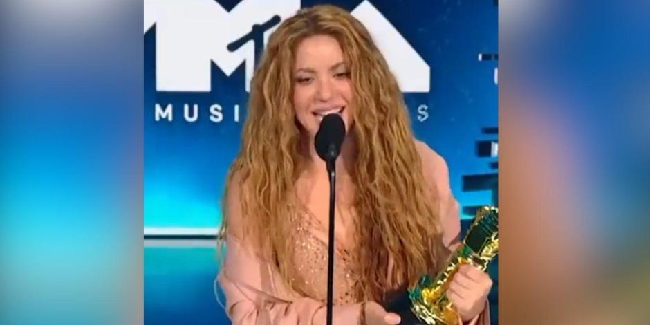 Shakira hace historia al recibir el premio Video Vanguard a la trayectoria