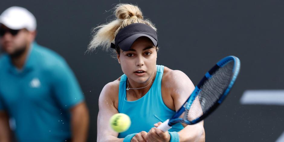 Renata Zarazúa, en acción durante su duelo ante Eugénie Bouchard en el WTA Guadalajara Open AKRON 2023.
