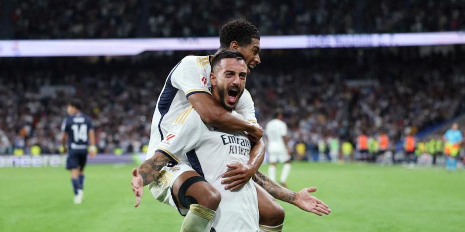 Joselu celebra uno de los dos goles que marcó el Real Madrid, ayer.