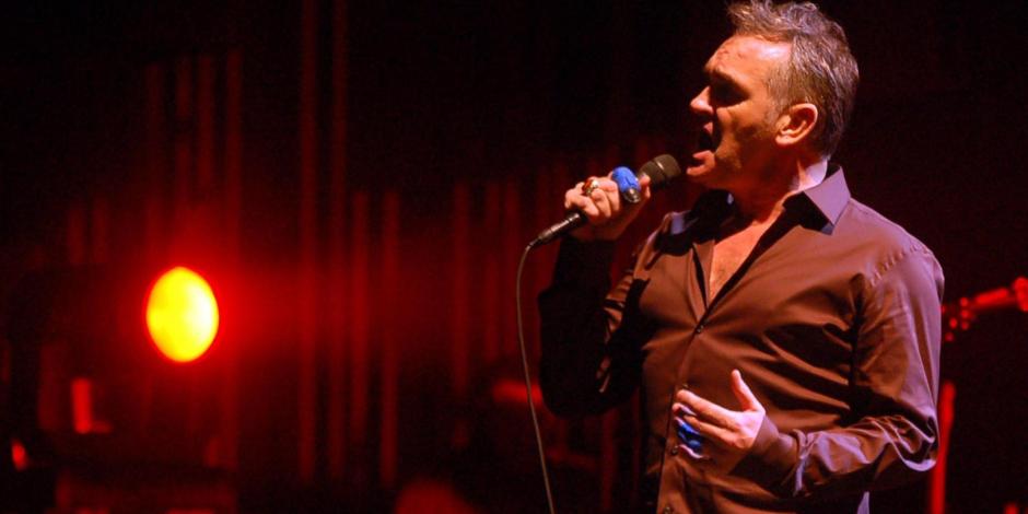 Morrissey vuelve a cambiar la fecha de su concierto en Ciudad de México.