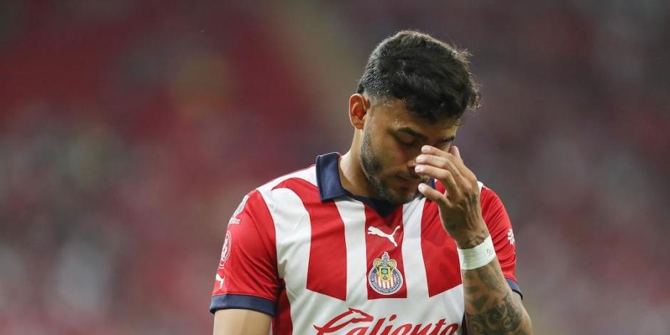 Alexis Vega se lamenta, ayer, tras otra derrota del Guadalajara.