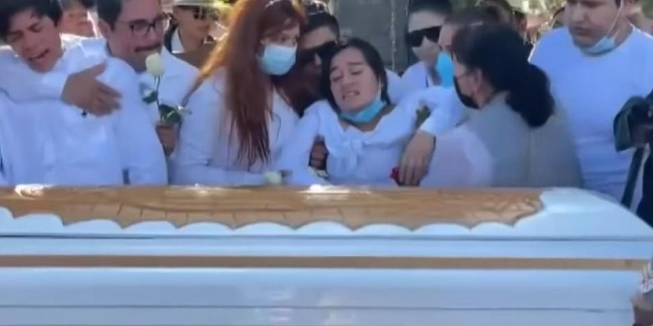 Este jueves enterraron a los seis jóvenes asesinados en Zacatecas.