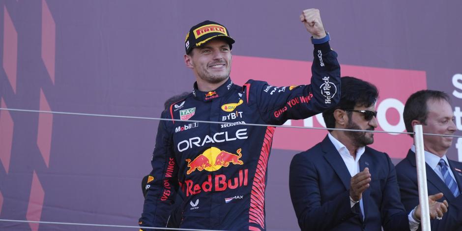 Max Verstappen celebra una de sus victorias en la temporada de Fórmula 1.