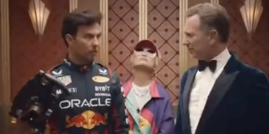 Checo Pérez y Christian Horner, jefe de Red Bull, son los protagonistas del comercial de la escudería austriaca de cara al Gran Premio de Las Vegas de F1.