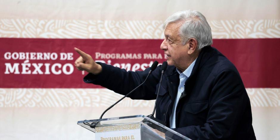 Andrés Manuel López Obrador, presidente de México, durante la entrega de Programas para el Bienestar en Ensenada el 11de noviembre de 2023.