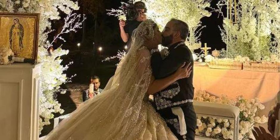 Así fue la lujosa boda de Vicente Fernández Jr. y Mariana González, la 'Kardashian mexicana' (FOTOS)