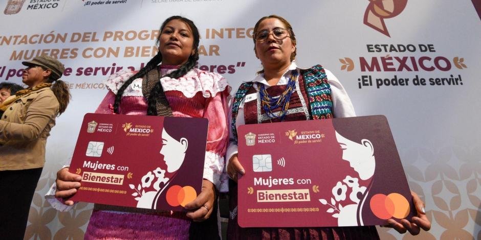 Delfina Gómez, Gobernadora del Estado de México, encabezó la presentación del Programa Integral Mujeres con Bienestar.