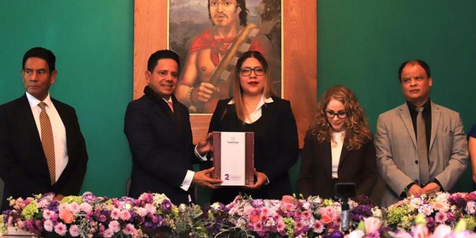 Entrega Ejecutivo segundo informe de actividades de Lorena Cuellar al Congreso local