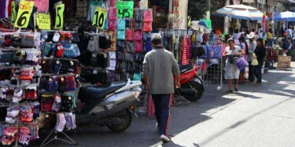 Comercio informal en calles de la Ciudad de México.