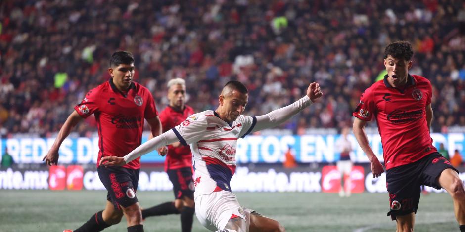 Xolos y Chivas midieron fuerzas en el Estadio Caliente en el segundo cotejo de la tercera jornada de la Liga MX.