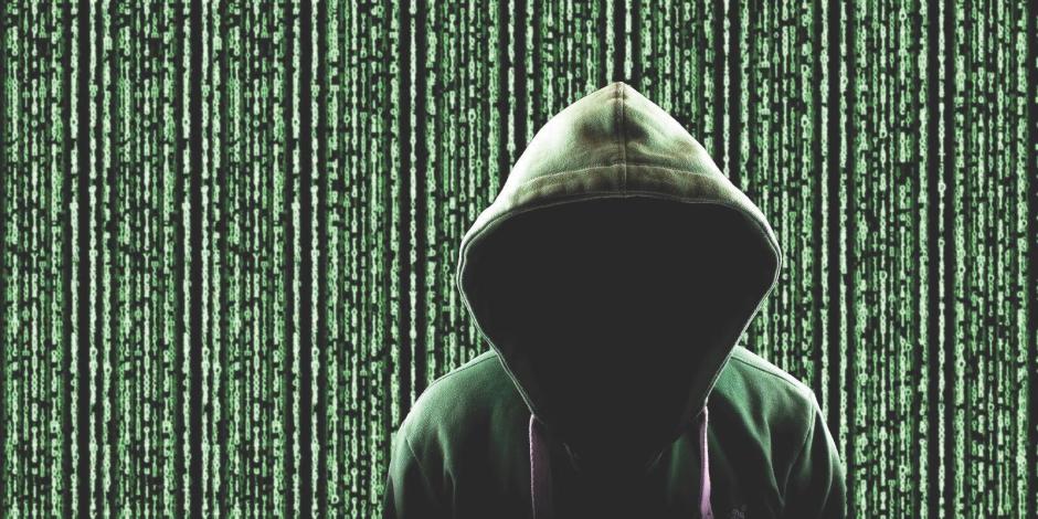 La IA aumenta los riesgos de robo de información e identidad, dicen expertos.