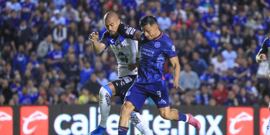 Querétaro y Cruz Azul pusieron en marcha la actividad de la Fecha 5 de la Liga MX con su duelo en el Estadio Corregidora.