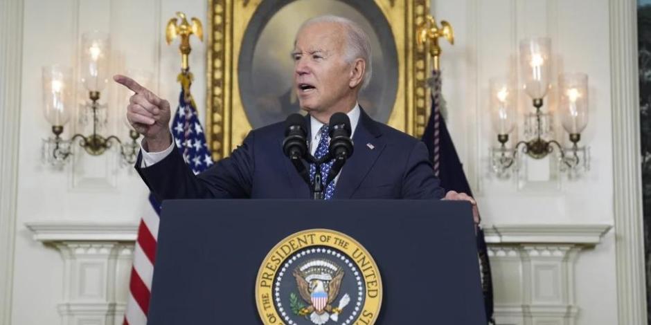 El presidente Joe Biden habla en el Salón de Recepción Diplomática de la Casa Blanca, el jueves 8 de febrero de 2024, en Washington.
