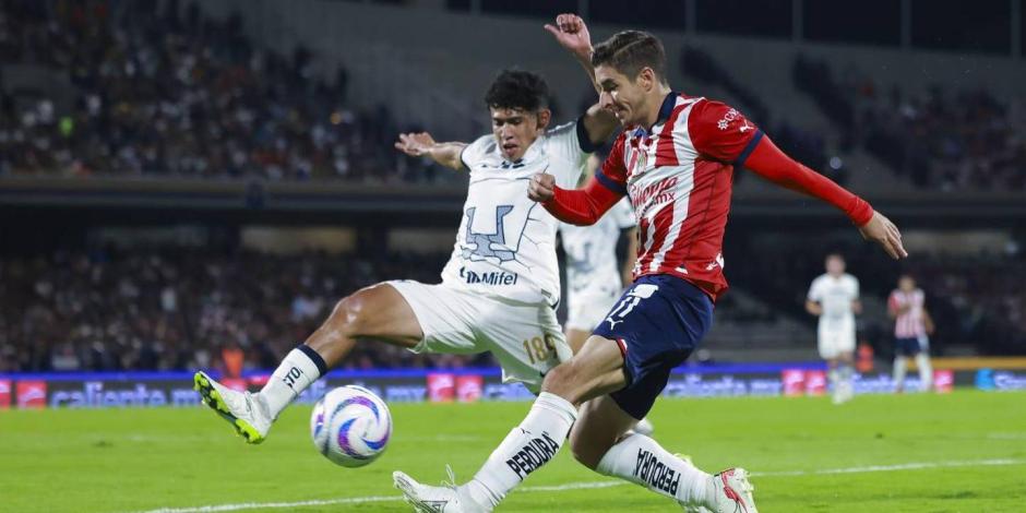 Chivas y Pumas se enfrentan en el Estadio AKRON en la octava fecha de la Liga MX.