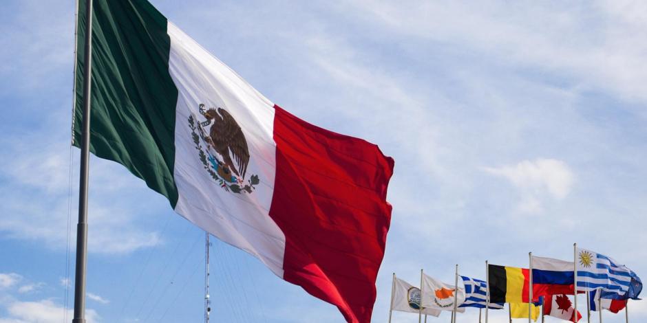 ¿En cuál lugar crees que está la Bandera de México?