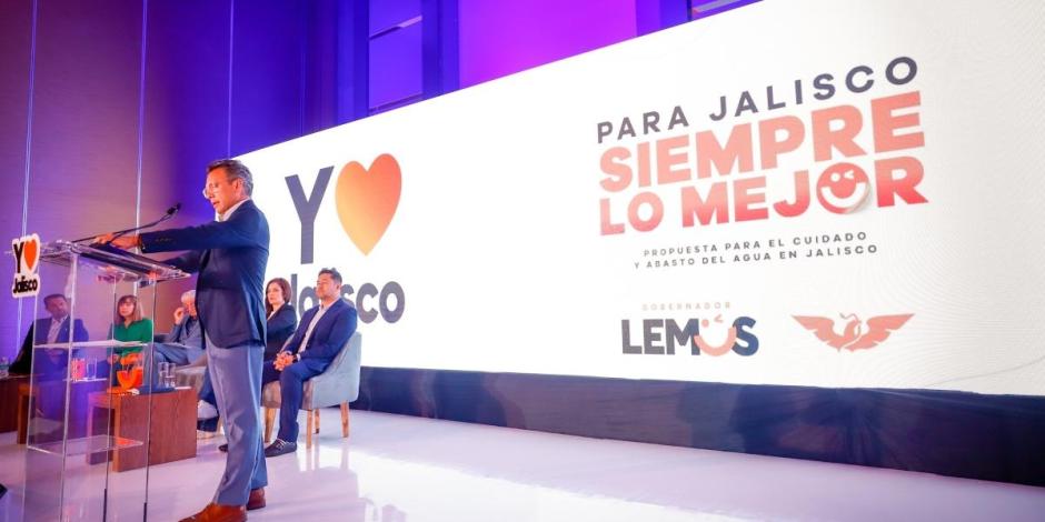 Pablo Lemus peresentó su plan hídrico para Jalisco.