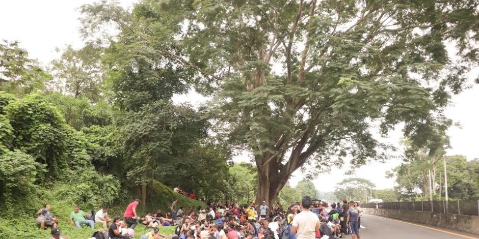 Unos 600 migrantes partieron desde Tapachula en caravana, ayer, rumbo a EU.