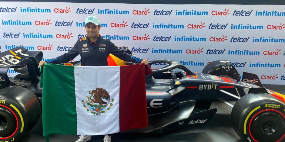 Checo Pérez en una conferencia previa al Gran Premio de México de F1