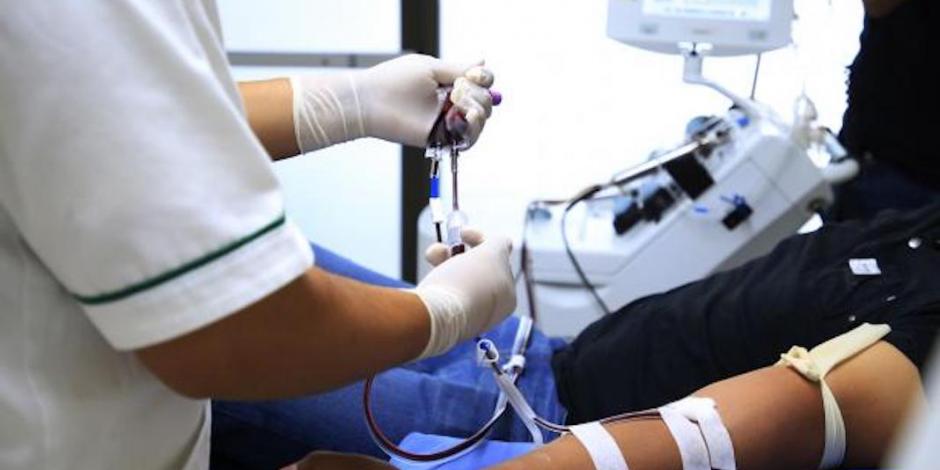 Donan 60% menos sangre en pandemia, alerta IMSS