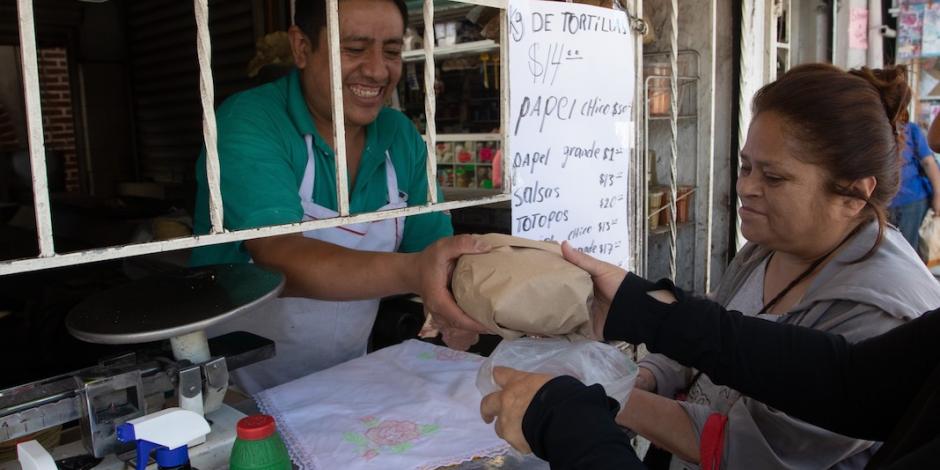 Ciudadanos resienten alza en costo de tortilla