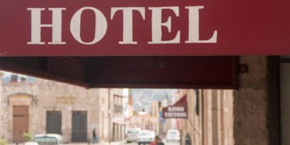 COVID-19 provoca el cierre de 415 hoteles en el país
