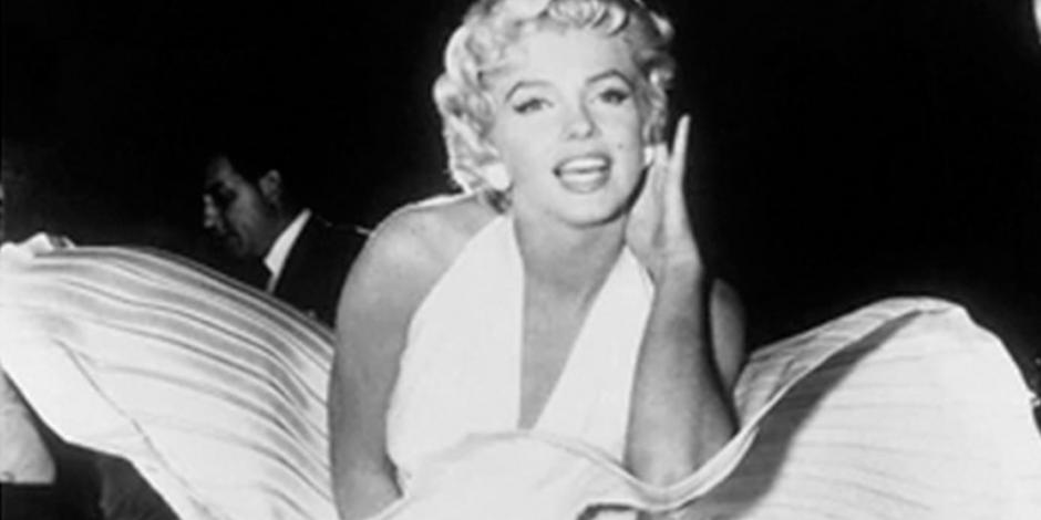 Foto dedicada de Marilyn Monroe y vestido salen a subasta en LA