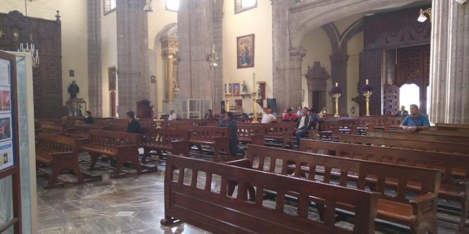 Por contingencia, Catedral se vacía de visitantes y feligreses