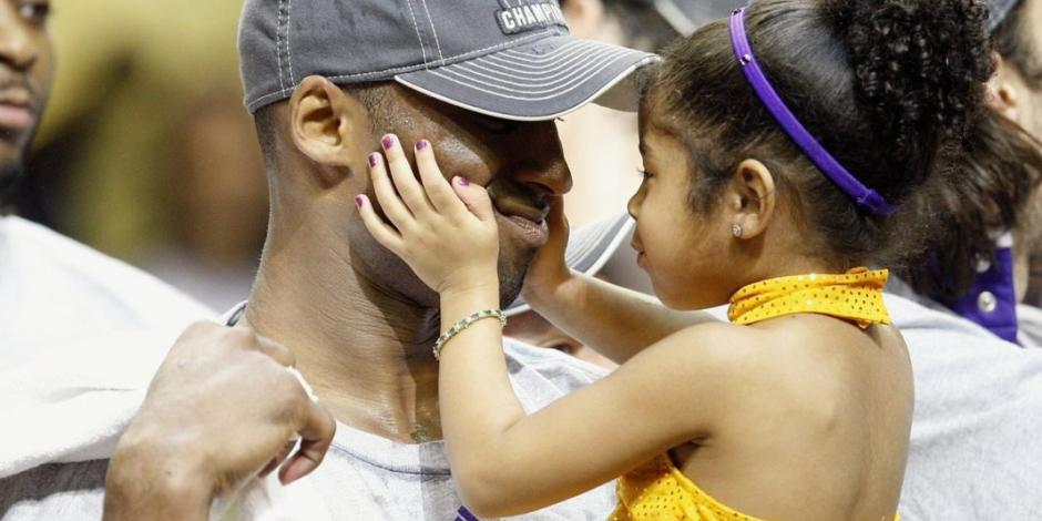 Celebridades expresan sus condolencias por muerte de Kobe Bryant