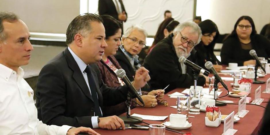 Niega UIF investigar a expresidente EPN