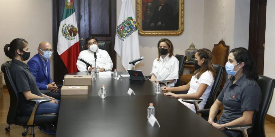 “Quieren traer de Edomex y CDMX enfermos a Puebla”: Barbosa