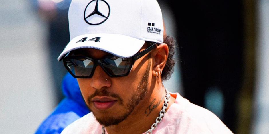 Lewis Hamilton reconoce mayor velocidad de Ferrari en Bakú
