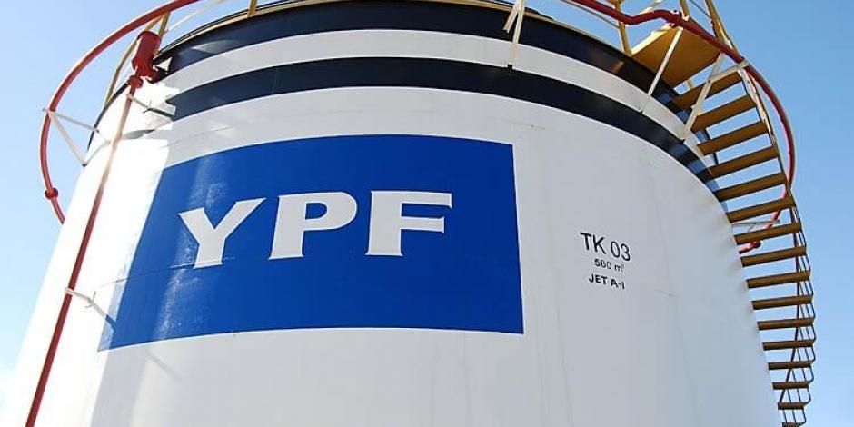 Petrolera argentina YPF recorta 50% producción en desarrollo Vaca Muerta