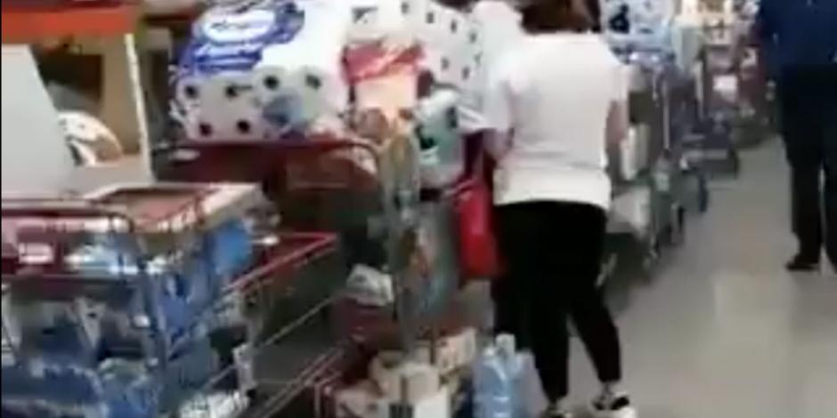 Papel de baño y productos de limpieza... así son las compras de pánico en Monterrey (VIDEOS)