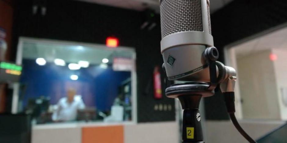 Acuerda MVS con Grupo Radio Centro compra de estación 97.7 FM