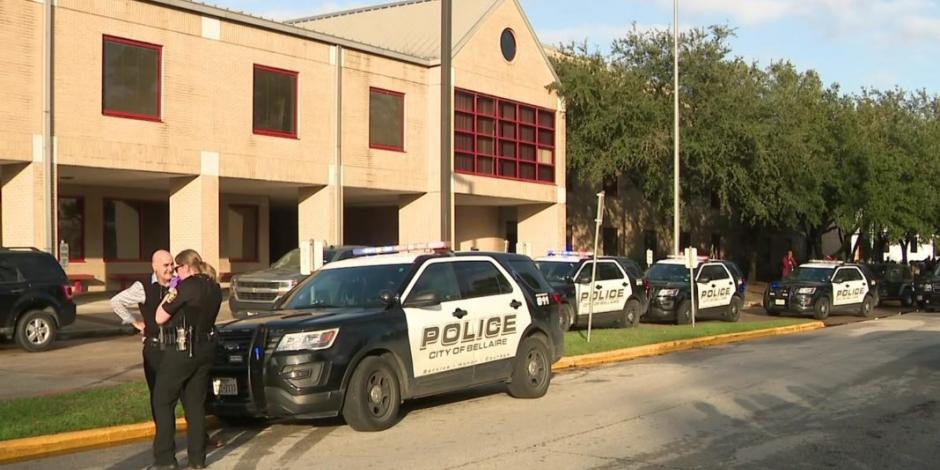 Hombre abre fuego en una escuela de Texas y mata a estudiante (VIDEO)