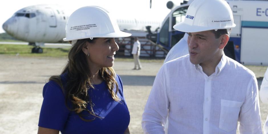Mara Lezama y secretario de Hacienda atestiguan inicio de obras en aeropuerto de Cancún